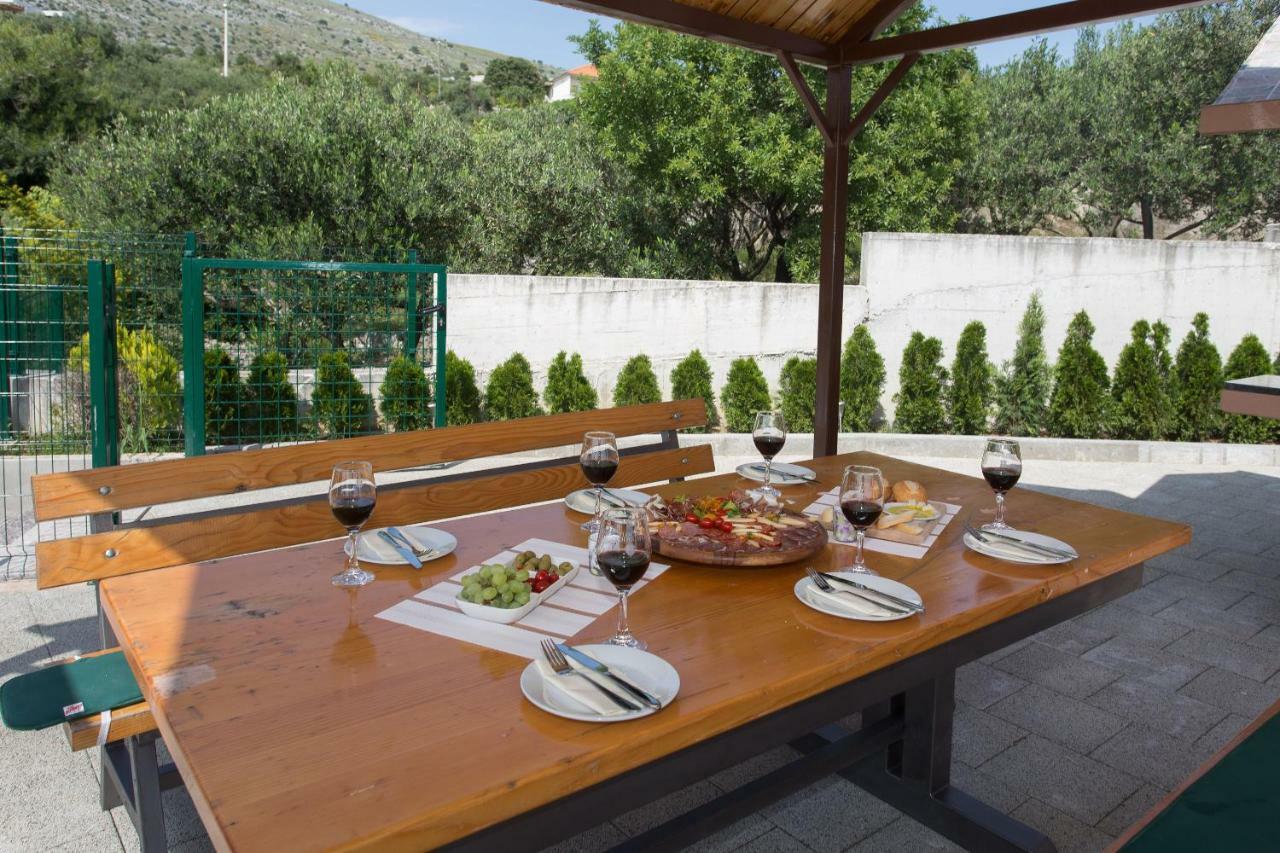 Villa Honey Seget Vranjica Exterior photo